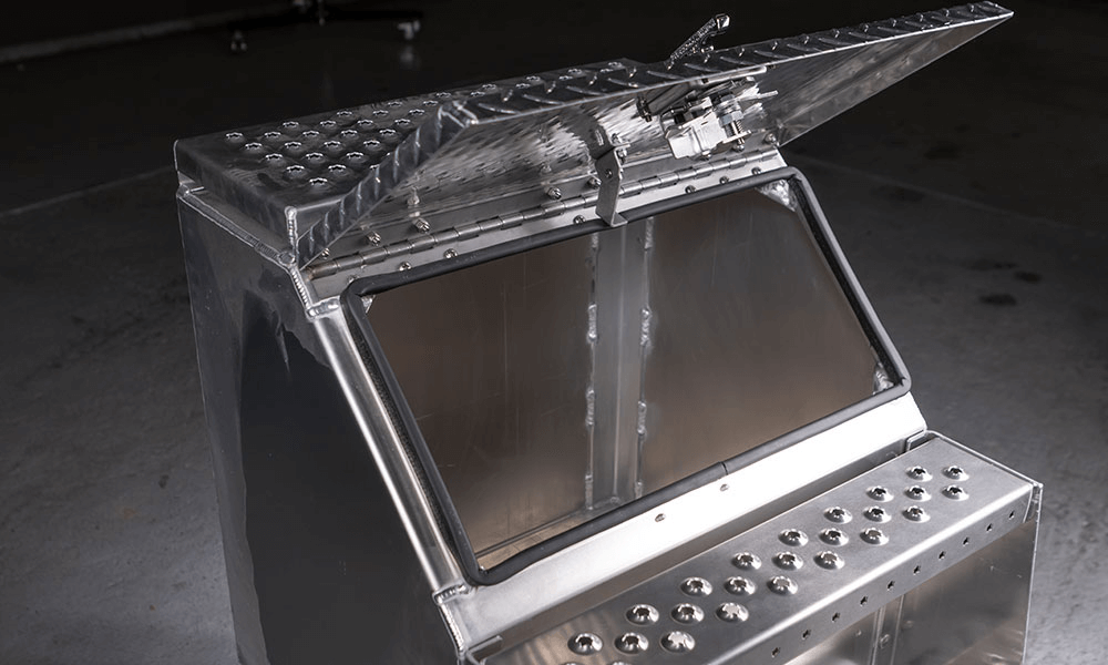 SEO-Optimized Product Title Lanshuo Heavy Duty Aluminum Step Tool Box | Storage Case for Flatbed Trailers & Pickup Trucks | Waterproof & Moisture-proof Truck Accessories | Model 201031